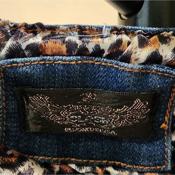 Blue Boot Cut Jeans with Classic Style - Picture 3 of 4